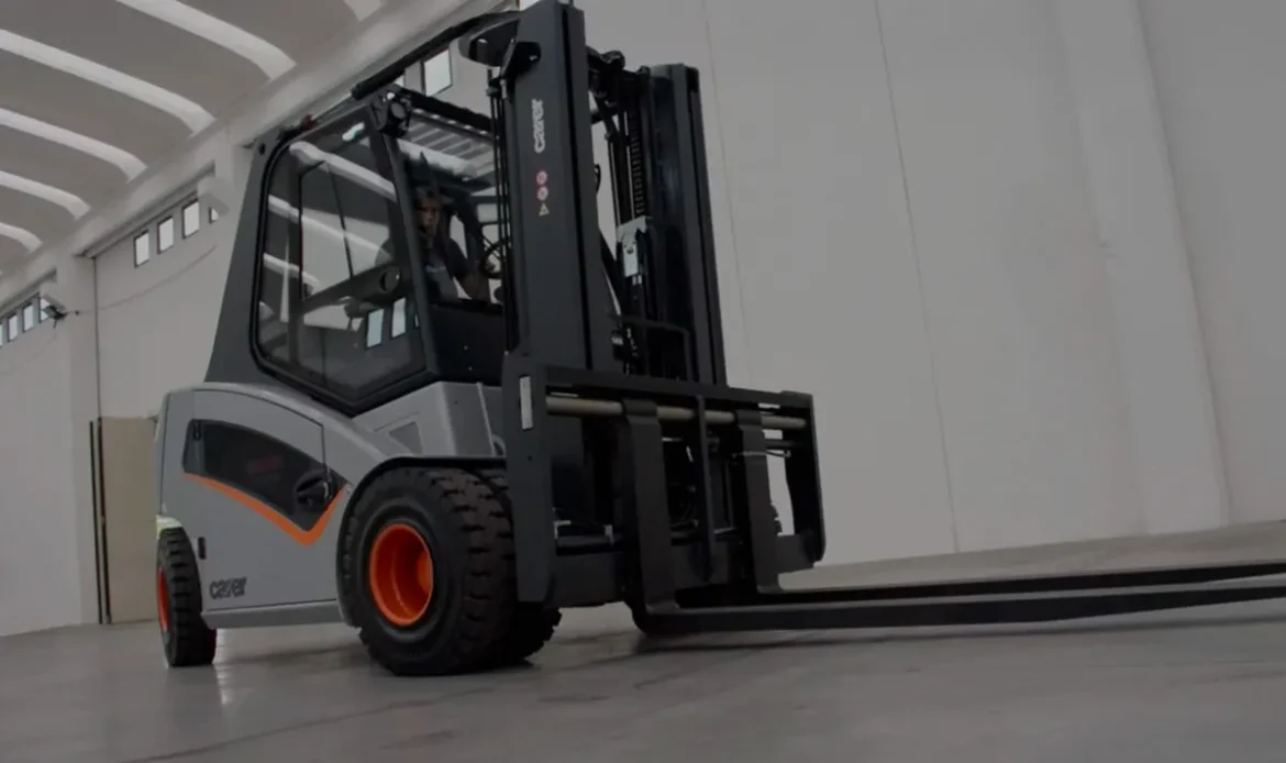 carrello elevatore career genovese umberto